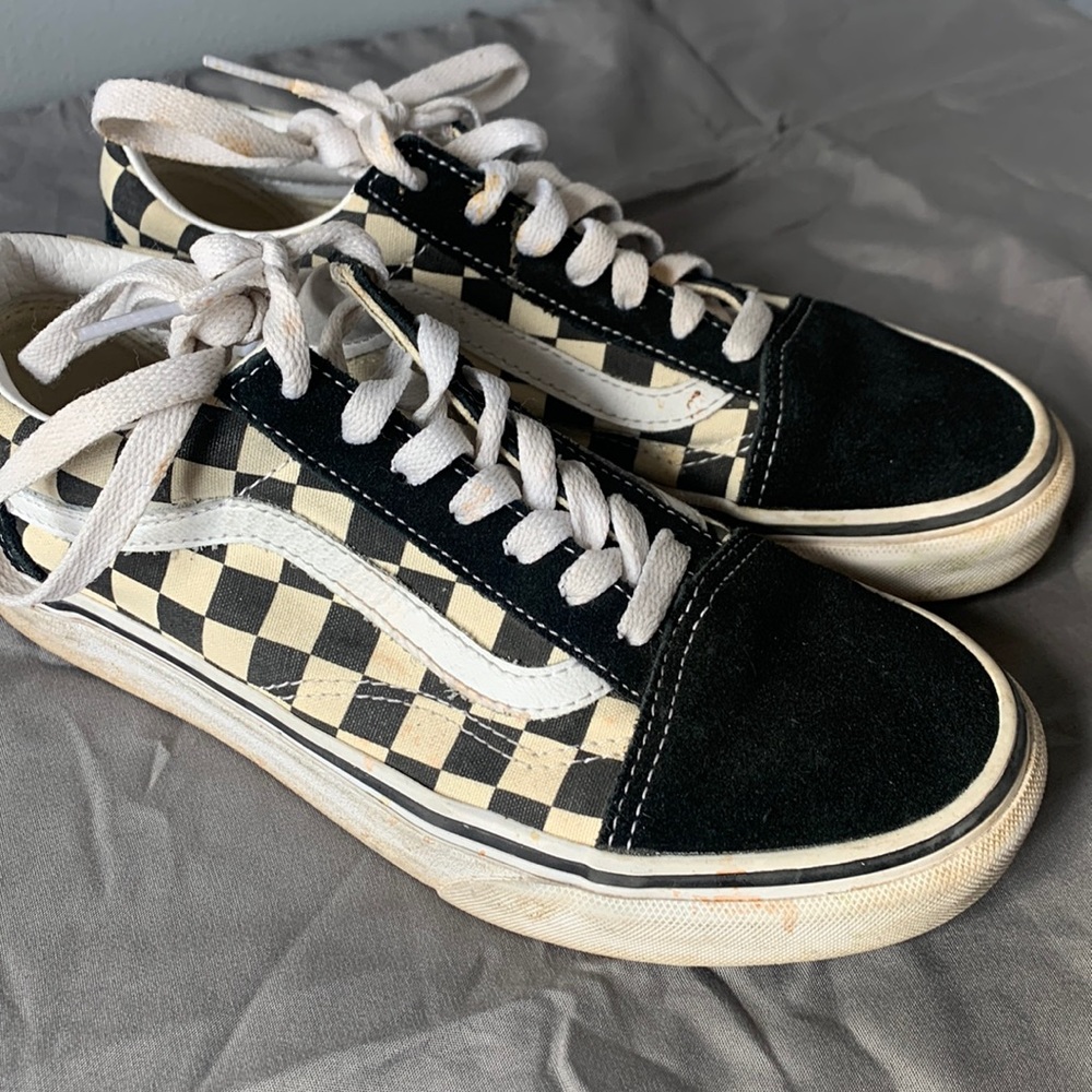 Black vans